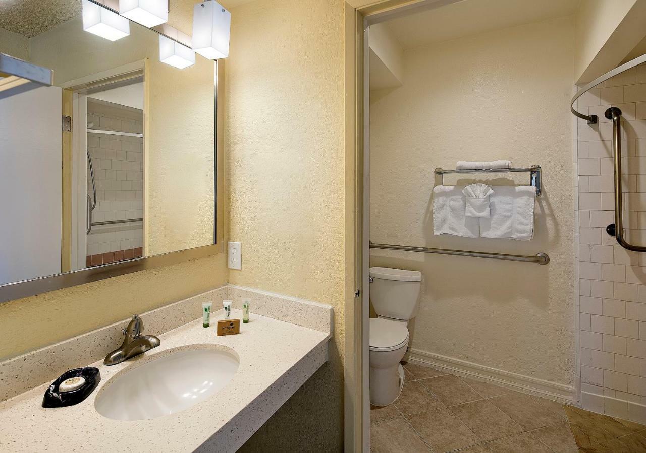 Golden Sails Hotel Long Beach